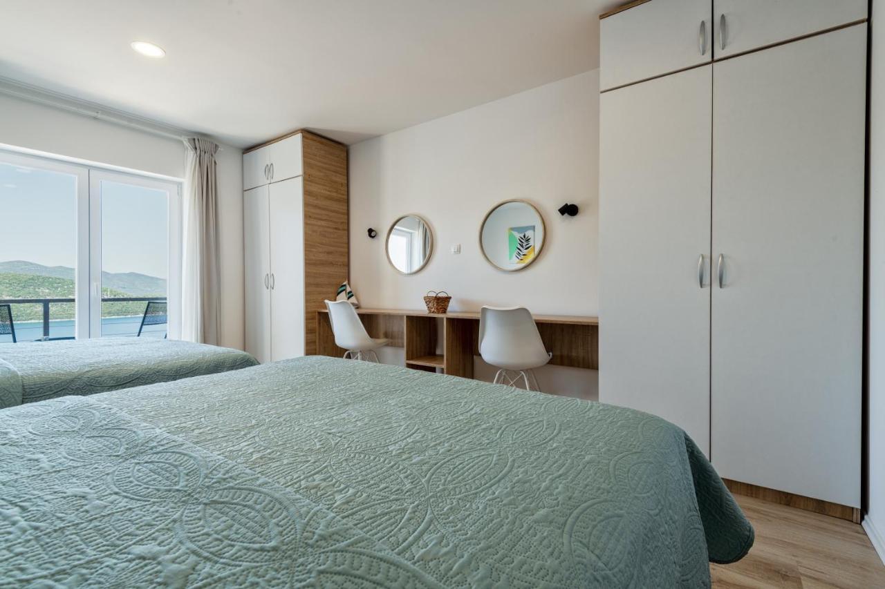Apartments Malalu Неум Екстериор снимка