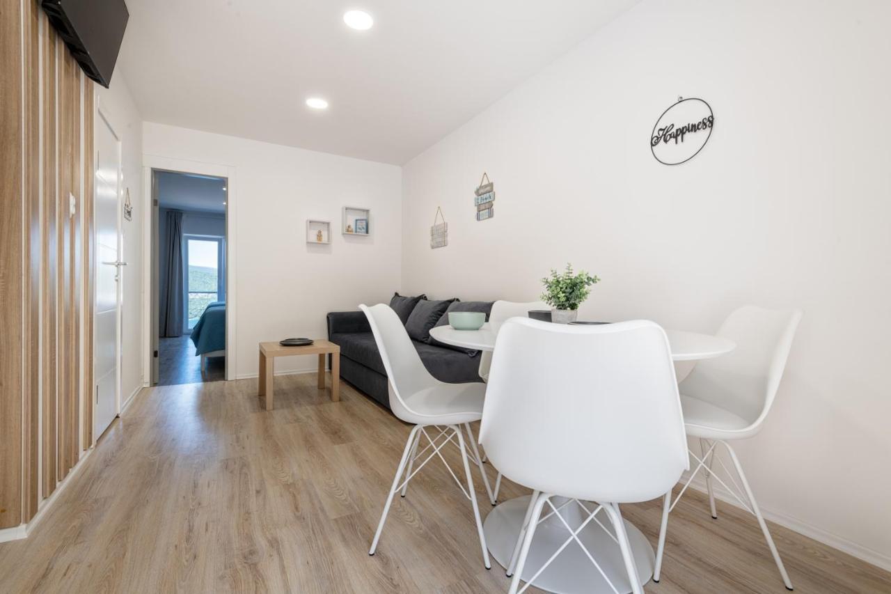 Apartments Malalu Неум Екстериор снимка
