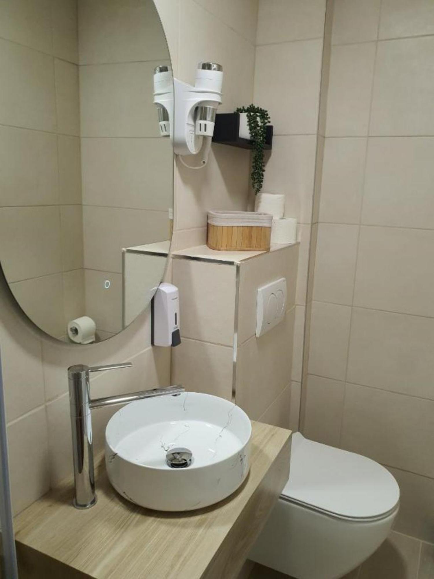 Apartments Malalu Неум Стая снимка